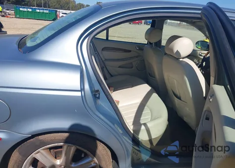 2003 Jaguar X-Type 3.0 from USA, damaged, VIN SAJEA51C13WD27862